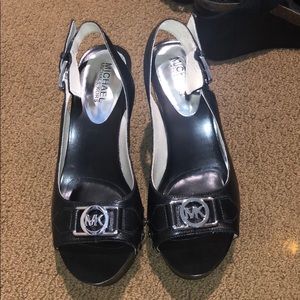 Brand new MICHAEL KORS wedges